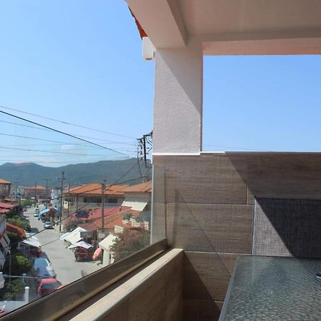 Anthia House Apartment Сарти Стая снимка